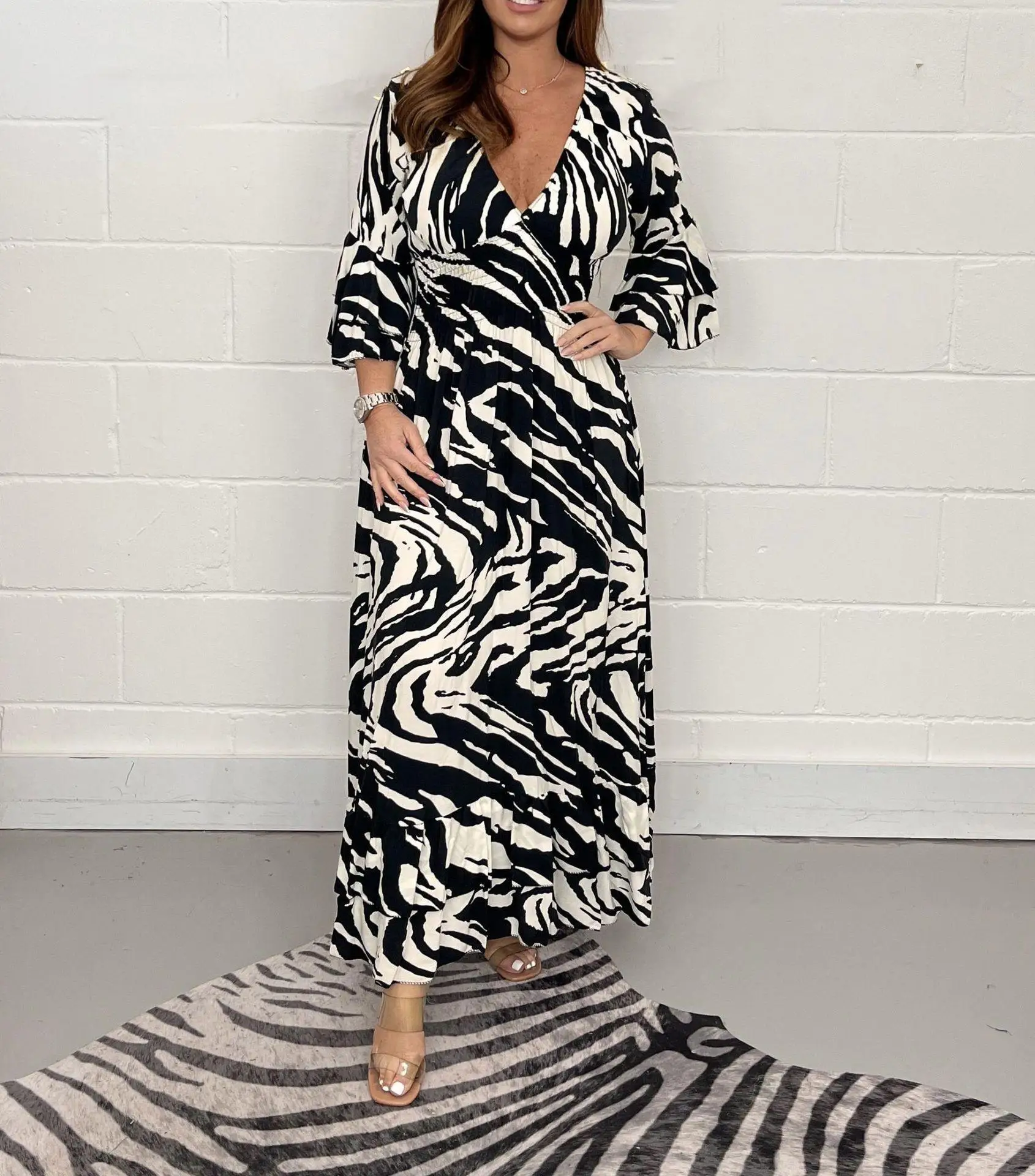 Elegant Fashion Vintage Chic Butterfly Sleeve V Neck Printing Geometric Long Robes - Image 5