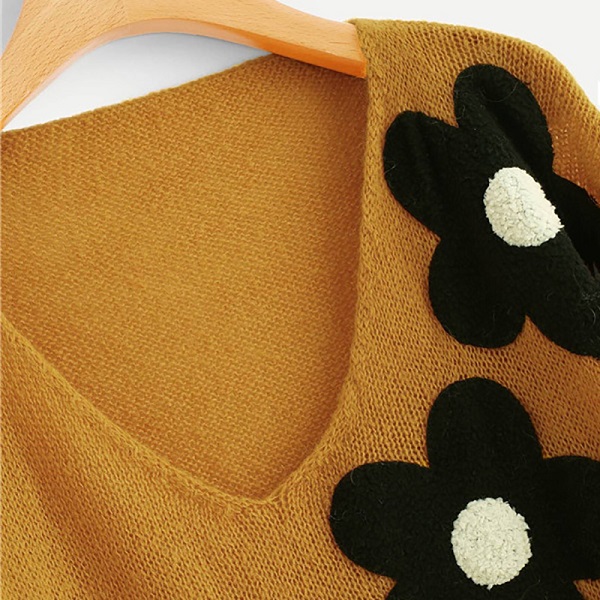 Plus Size Flower Applique Women Sweater - Image 6