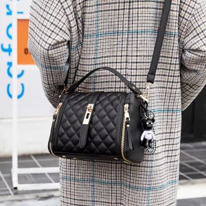 Diamond Lattice Bucket Bag Argyle Cross body Handbag