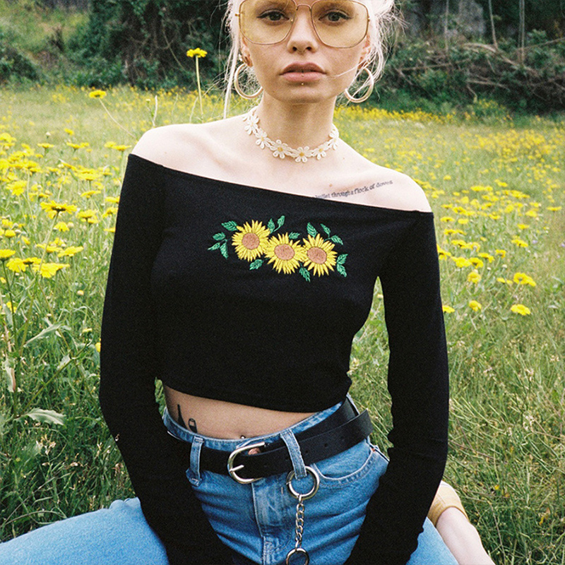 Sexy Off Shoulder Cropped Top chrysanthemum Long Sleeve T Shirt - Image 6