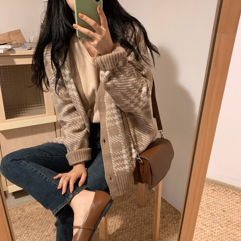 Solid V-Neck Knitted Buttons Korean Style Plaid Sweaters - Image 5