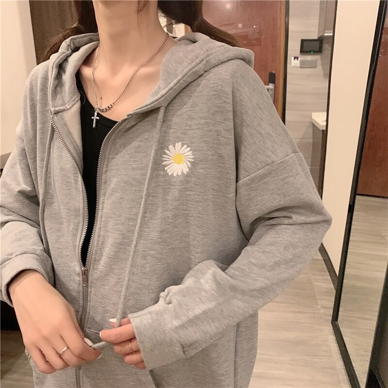 Korean style loose daisy embroidery hooded sweatshirt - Image 6
