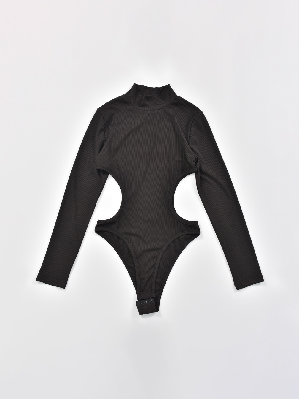 Trisica - Long-Sleeve Plain Cutout Bodysuit Top