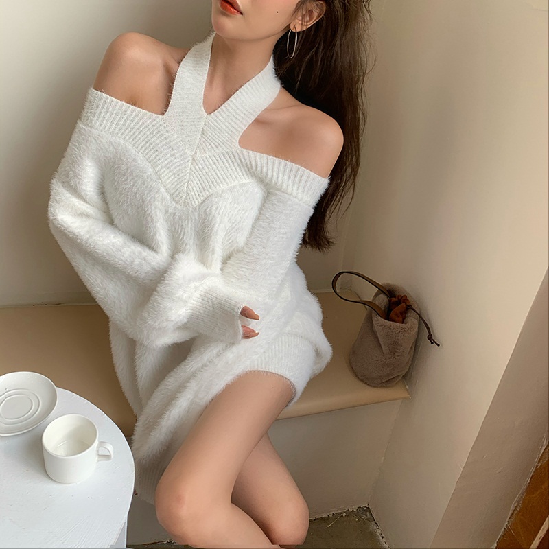 Sexy Strapless V-neck Hollow out Long Sleeve Sweater - Image 7