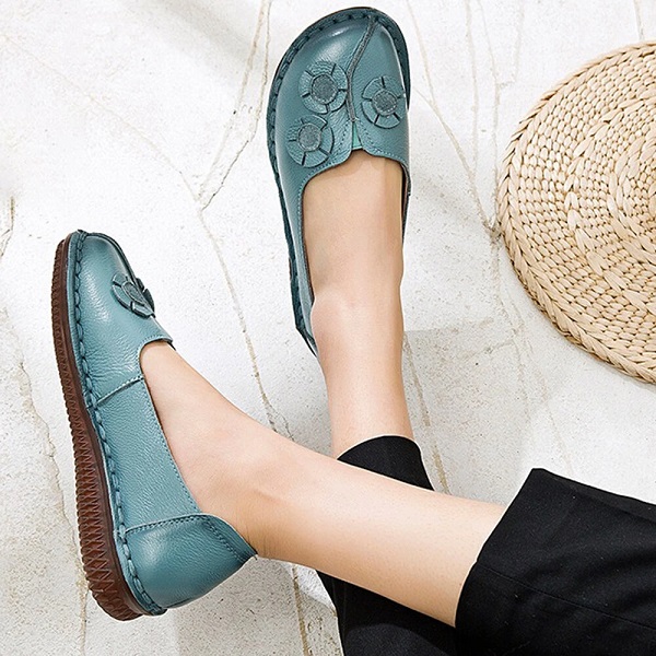 Flowers Decor Comfy Casual Slip On Flat Loafers - Image 4