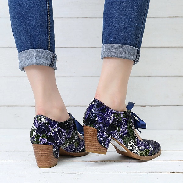 Rose Stitching Lace Up Leather Pumps - Image 7