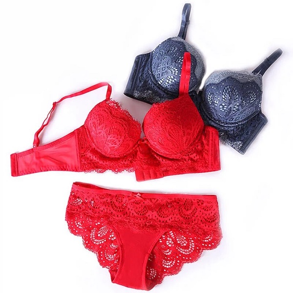 https://tdmercado.com/wp-content/uploads/2022/02/Sexy-Bra-Set-Push-up-Bras-Cup-Embroidery-Flowers-Bras-and-Panties-02.jpg