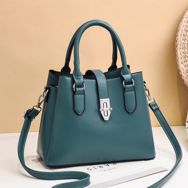 Fashion Classic Popular Crossbody bags - Image 3