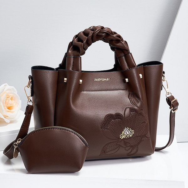 Fashion PU Metal chain Leather Handbag - Image 3