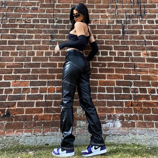 Casual Streetwear Vest Tank Top Outfits - Image 3