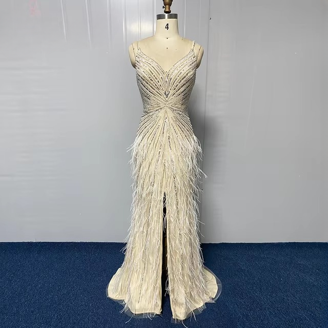 Elegant Feathers Mermaid Skin Lining Front Slit Evening Party Dress - Image 10