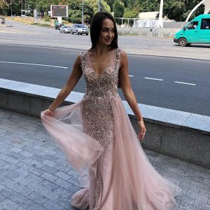 Elegant Mermaid Evening V Neck Luxury Crystal Tulle Formal Prom Wedding Party Gowns