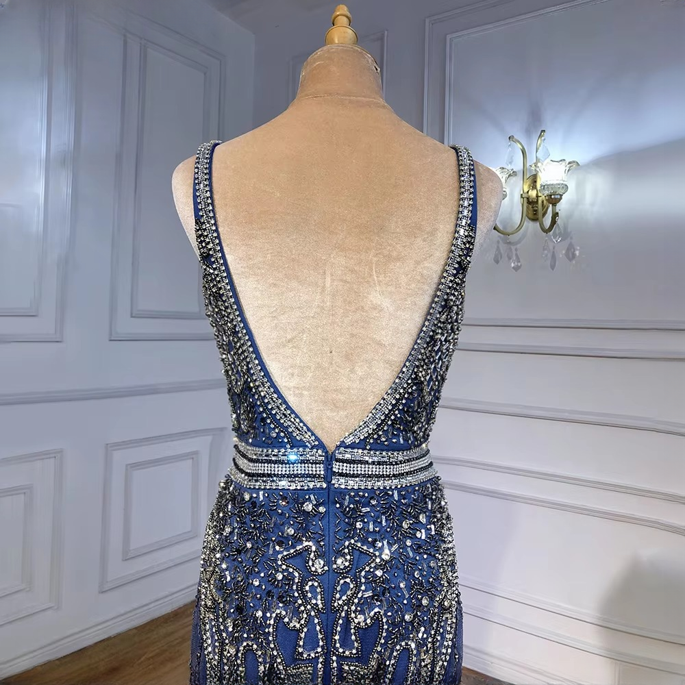 Elegant V-Neck Feather Mermaid Evening Party Dress - Image 12