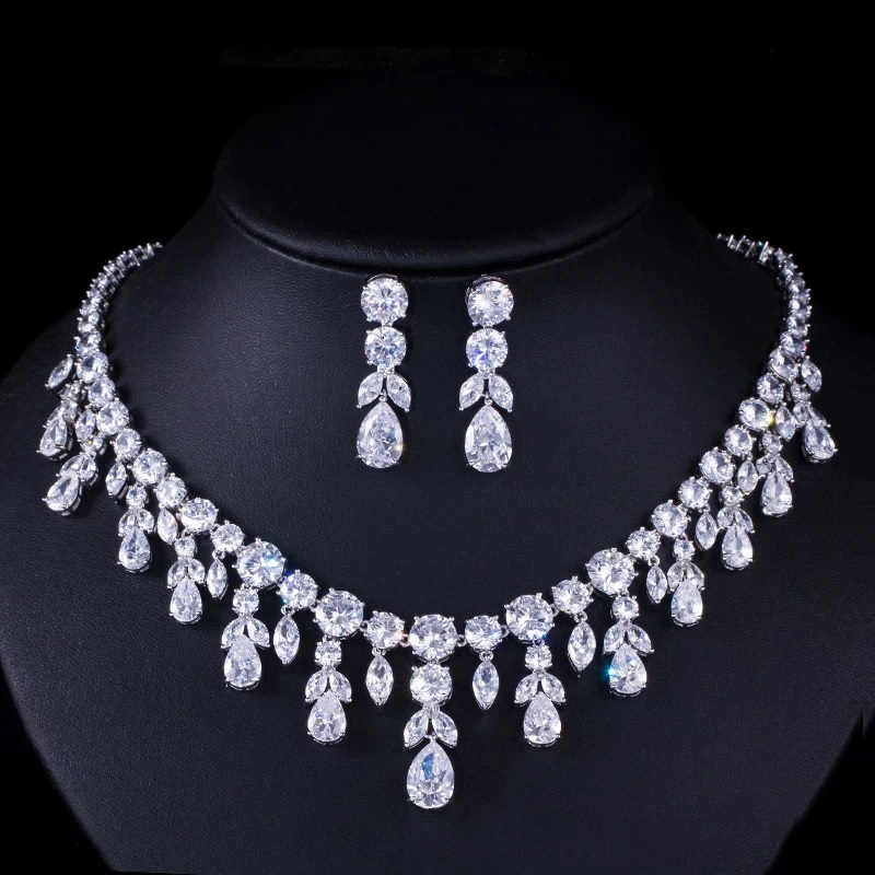 Big Dangle Drop Bridal Necklace Earrings Jewelry Sets - Image 4