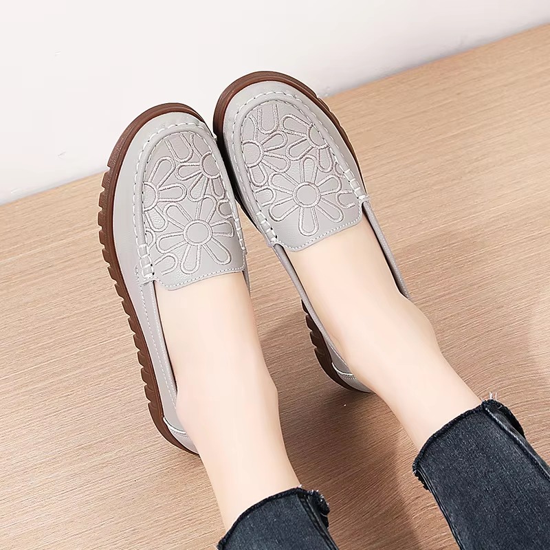 Casual Flower Genuine Leather Flats Platform Loafers Shoes - Image 5