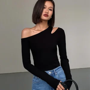 Casual Hollow Out Collar Off-shoulder Long-sleeved Slim Fit Crop Top