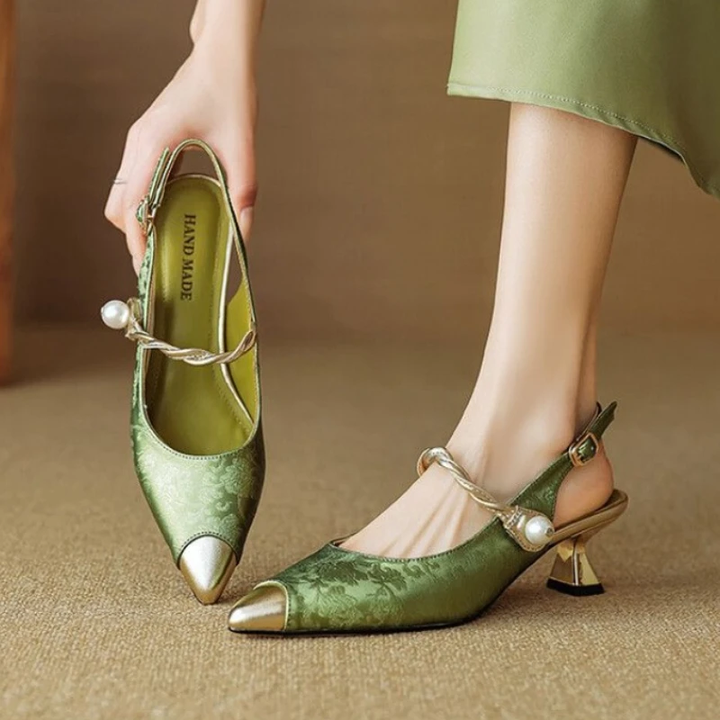 Casual Buckle Toe Temperament Pearl Low Heel Sandals - Image 6