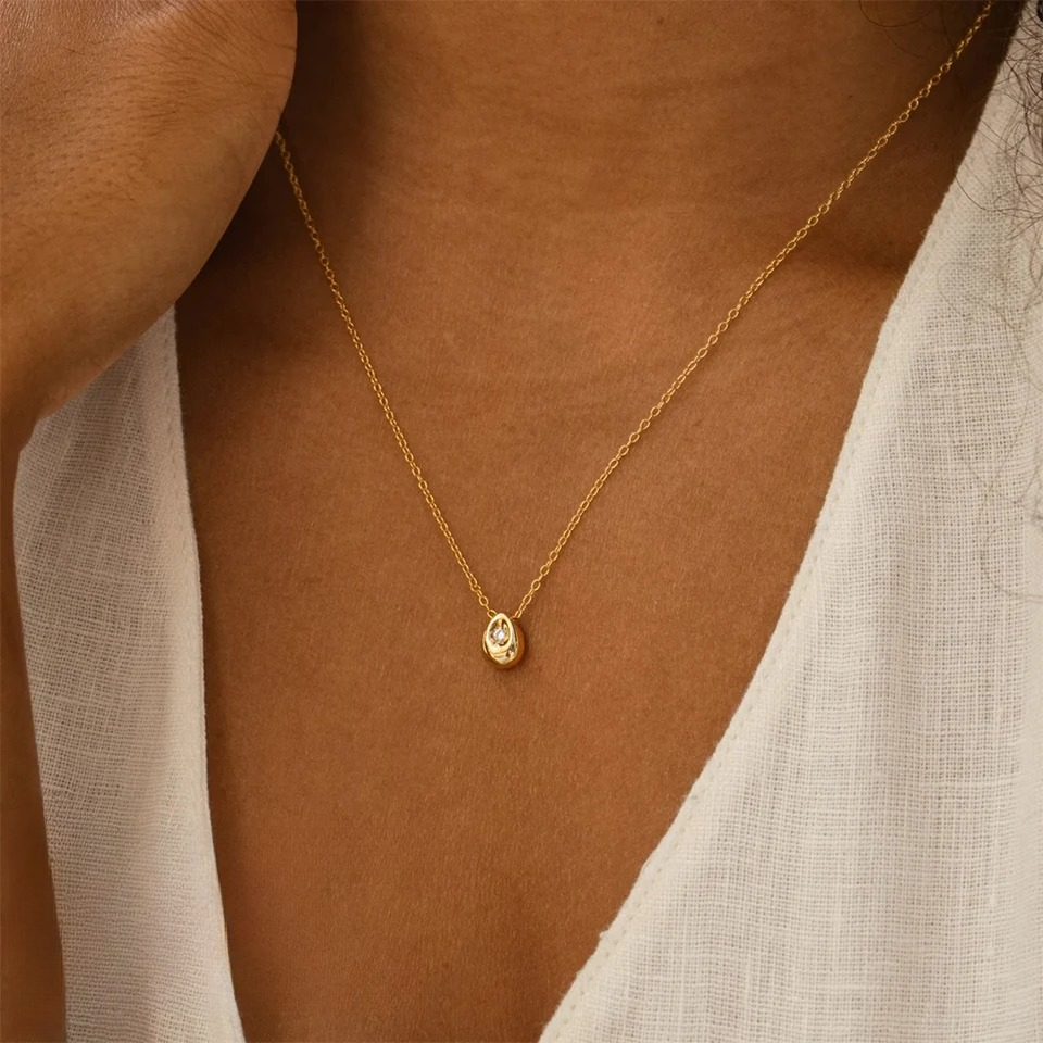 Casual Stainless Steel Gold Plated Water Drop Pendant Necklace Accessories