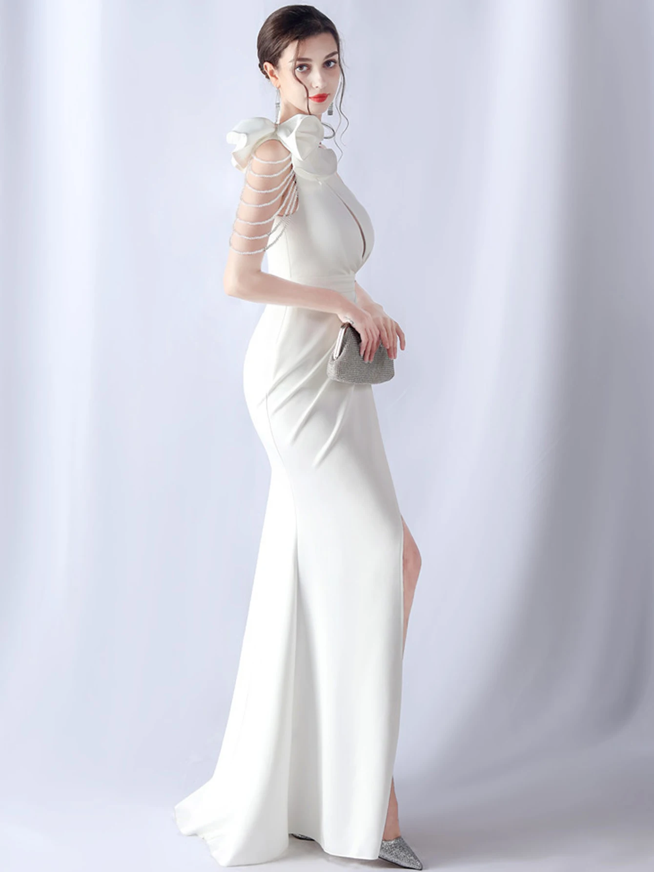 Elegant Backless Diamonds Floor-Length Birthday Party Maxi Dress - Image 39