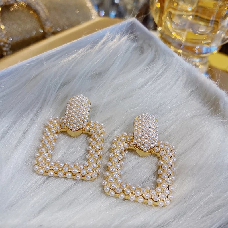 Elegant Pearl Geometric Square Dangle Earrings - Image 9