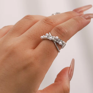 Elegant Pearls Stainless Steel Charm Ring Imitation Jewelry