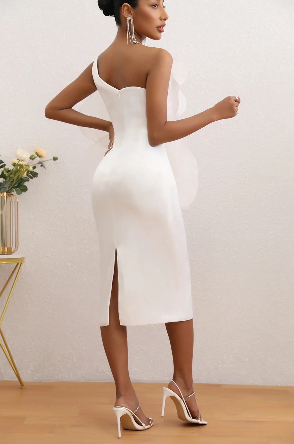 Elegant Three-Dimensional Flower One-Shoulder Medium Length Dress - Image 6