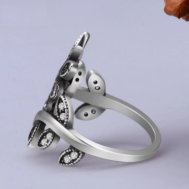Fashion Classic Vintage Leaf Ring - Image 6