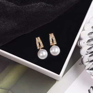 Fashion Cute Small Simple Pearl Earrings