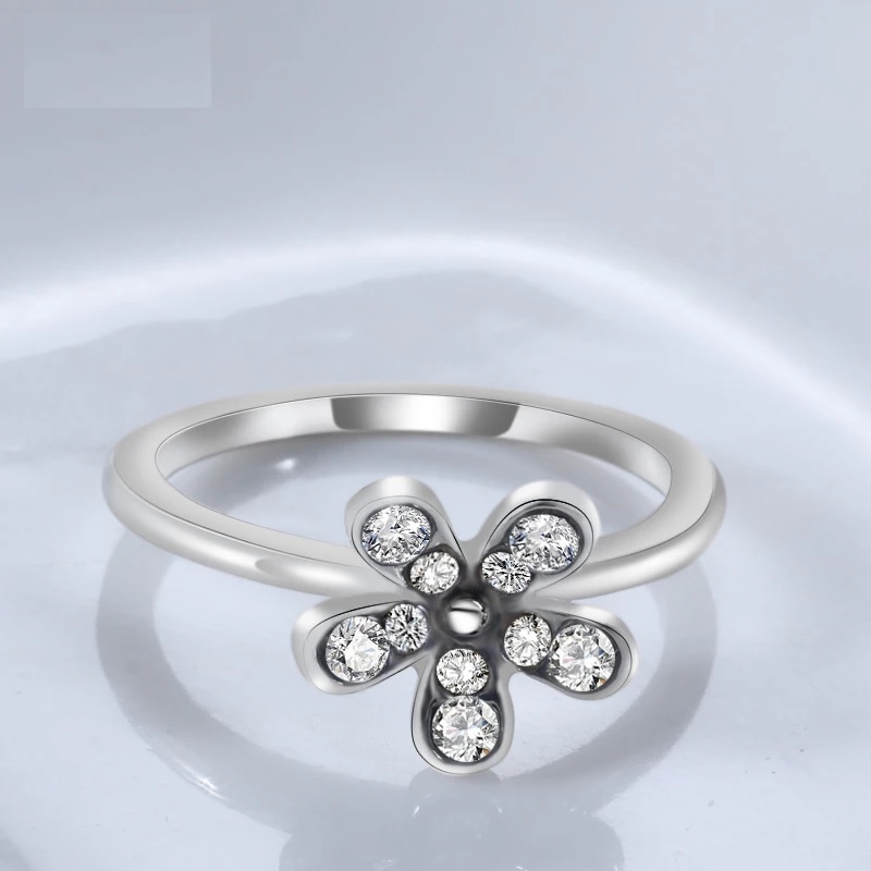 Fashion Flower Crystal Ring - Image 3