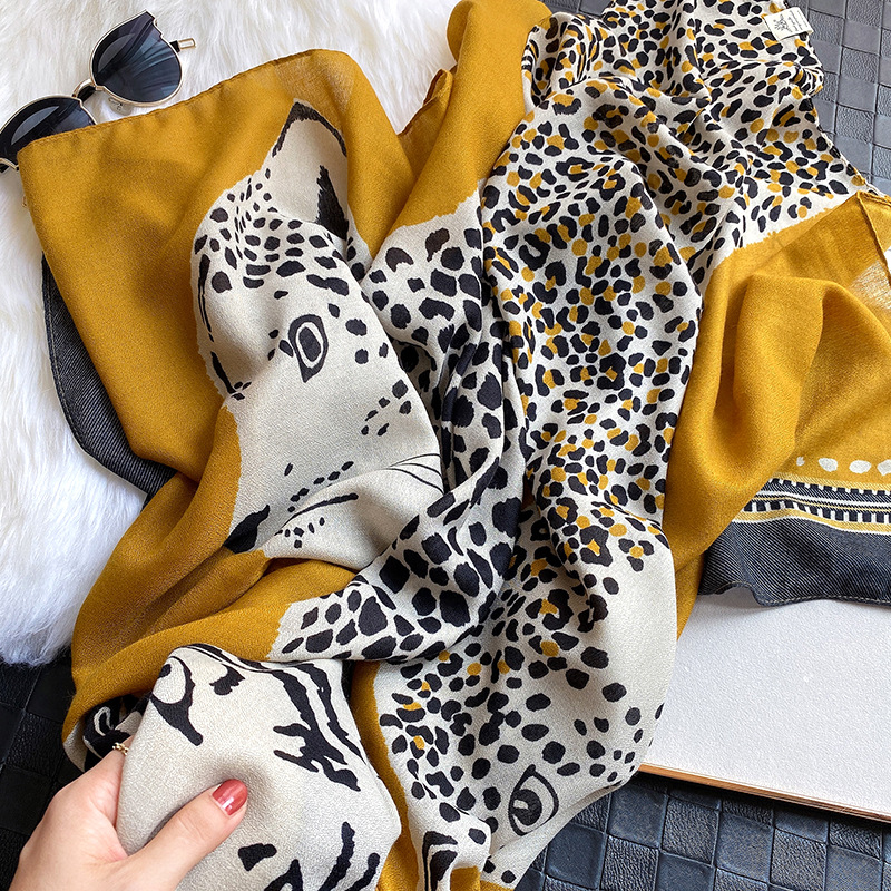 Fashion Leopard Print Scarves - Image 2