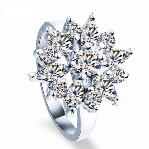 Fashion Luxury Crystal Engagement Ring