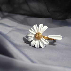 Floral Daisy Asymmetric Ring Jewelry