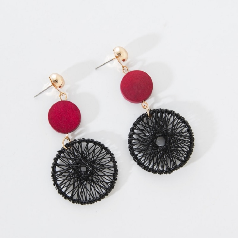 Hollow-out Pattern Pendant Earrings - Image 3