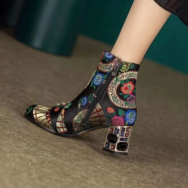 Luxury Embroidery Floral Genuine Leather Rhinestones Block Ankle Heel Boots - Image 4