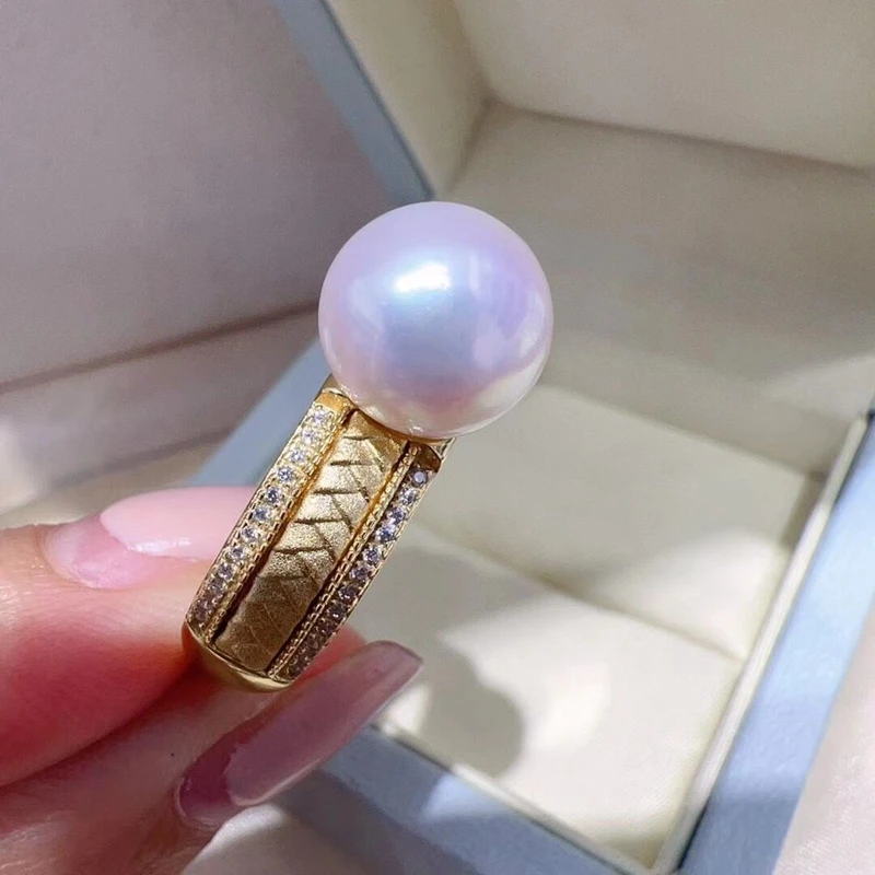 Bright White Edison with Heavy Craft Gold Brushed Matte Retro Palace Style Round Pearl Ring - Image 4