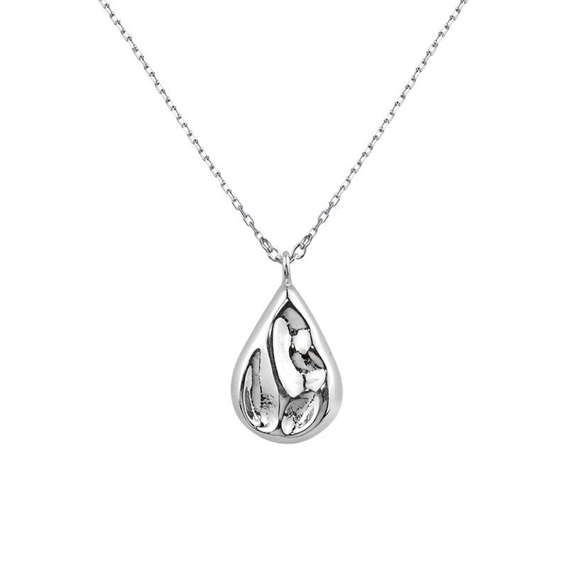 Small Design Irregular Water Drop Necklace - Image 4