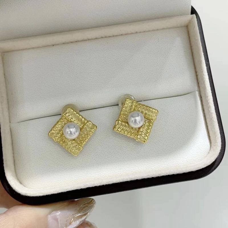 Strong AKOYA Pearl Earrings Palace Woven Vintage Fashion - Image 3