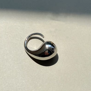 Trendy Designer Water Drop Cocktail Ring Jewelry