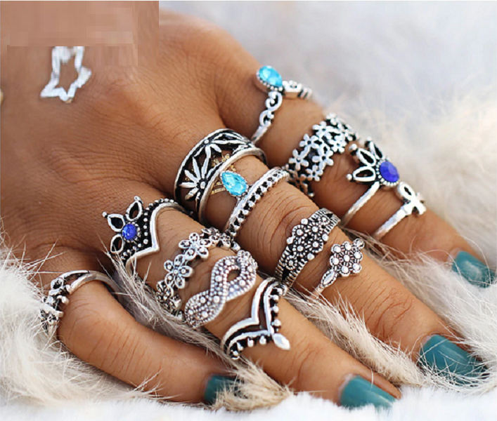 Vintage Geometric Pattern Crystal Rings Set