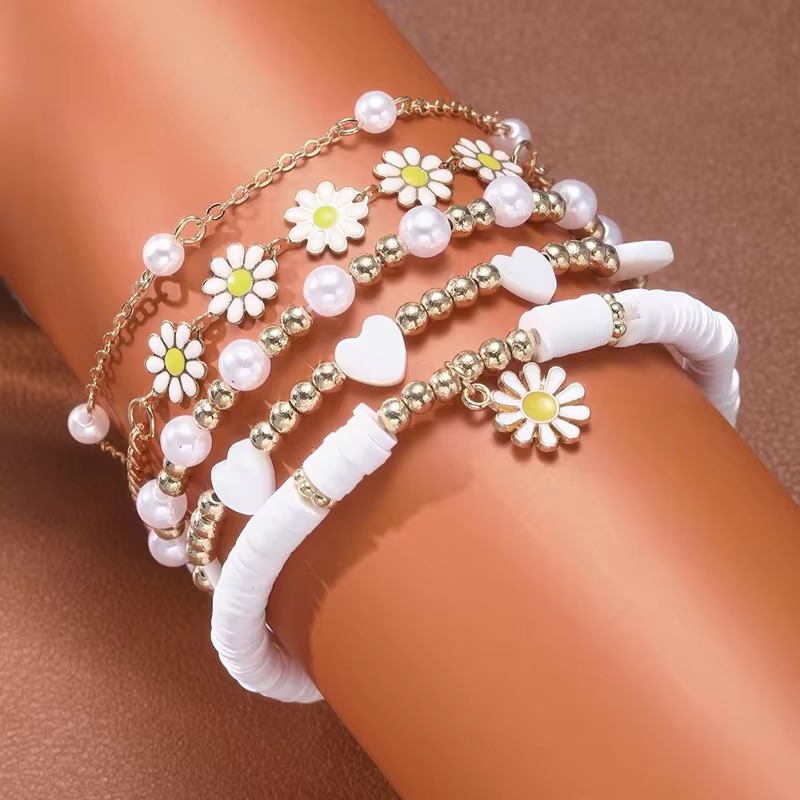 Vintage Pearl Daisy Flower Beaded Pendant Bracelet Set - Image 3