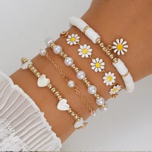Vintage Pearl Daisy Flower Beaded Pendant Bracelet Set