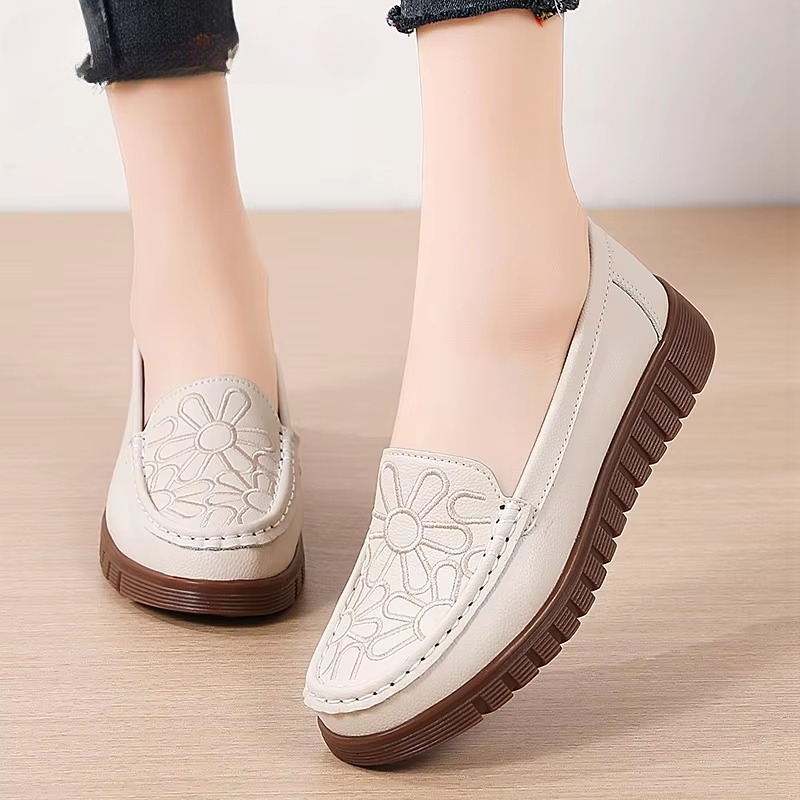 Casual Flower Genuine Leather Flats Platform Loafers Shoes - Image 4