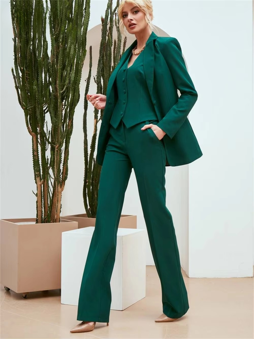 Casual Double Breasted Notched Blazer Vest Pants Solid Tuxedo Plus Size Three Piece Office Suit