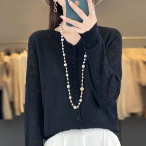 Casual knitted V- Neck pullover high quality Thin cashmere sweater