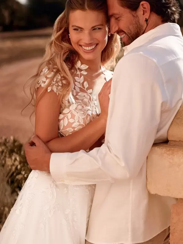 Lace Cut Out A-Line With Train Backless Short Sleeves V-Neck Wedding Dress - Image 6