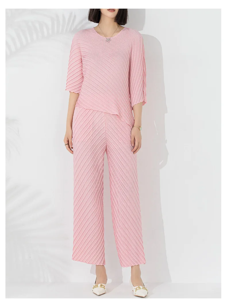 Pleated Pieces Set Round Collar Solid Fashion T Shirt And Leg Trousers - Image 4