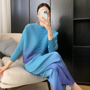 Pleated Two Piece Set Full Sleeve Single Elegant Top And Leg Pants