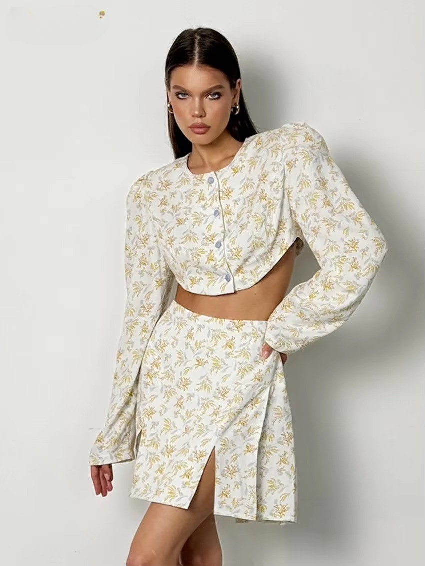 Casual Crop Top With High Waist Slit Loose Print 2 Piece Sets - Image 2