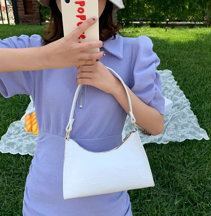 Casual PU Leather Solid Color Chain Retro Totes Shoulder Shopping Handbag - Image 31