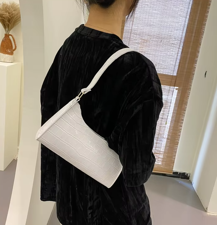 Casual PU Leather Solid Color Chain Retro Totes Shoulder Shopping Handbag - Image 27